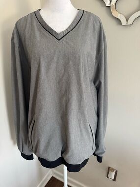 Walter Hagen Gray V-Neck Pullover with Black Trim